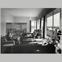 Van Doel House (1959), Ilpendam, Netherlandss, photo architecture-history.org,4.png